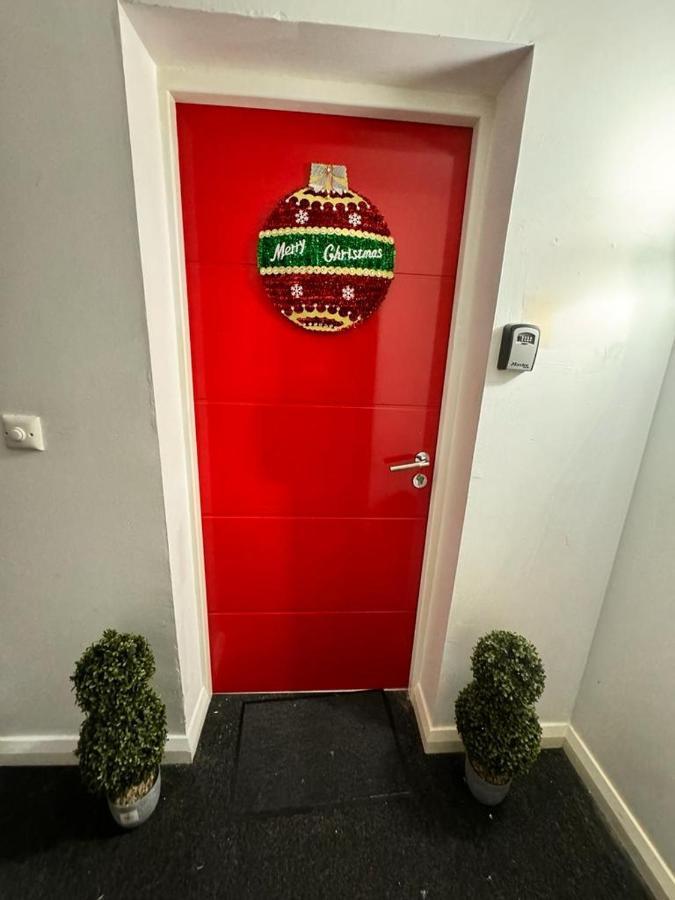 The Red Door Holiday Let Лимавади Екстериор снимка